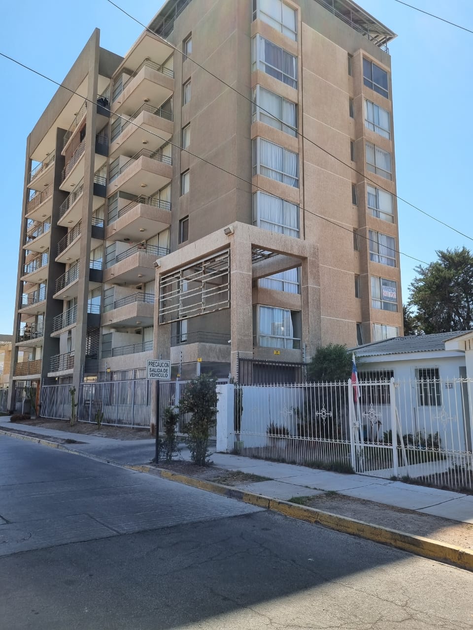 EXCELENTE DEPTO EDIFICIO LOS GOBERNANTES